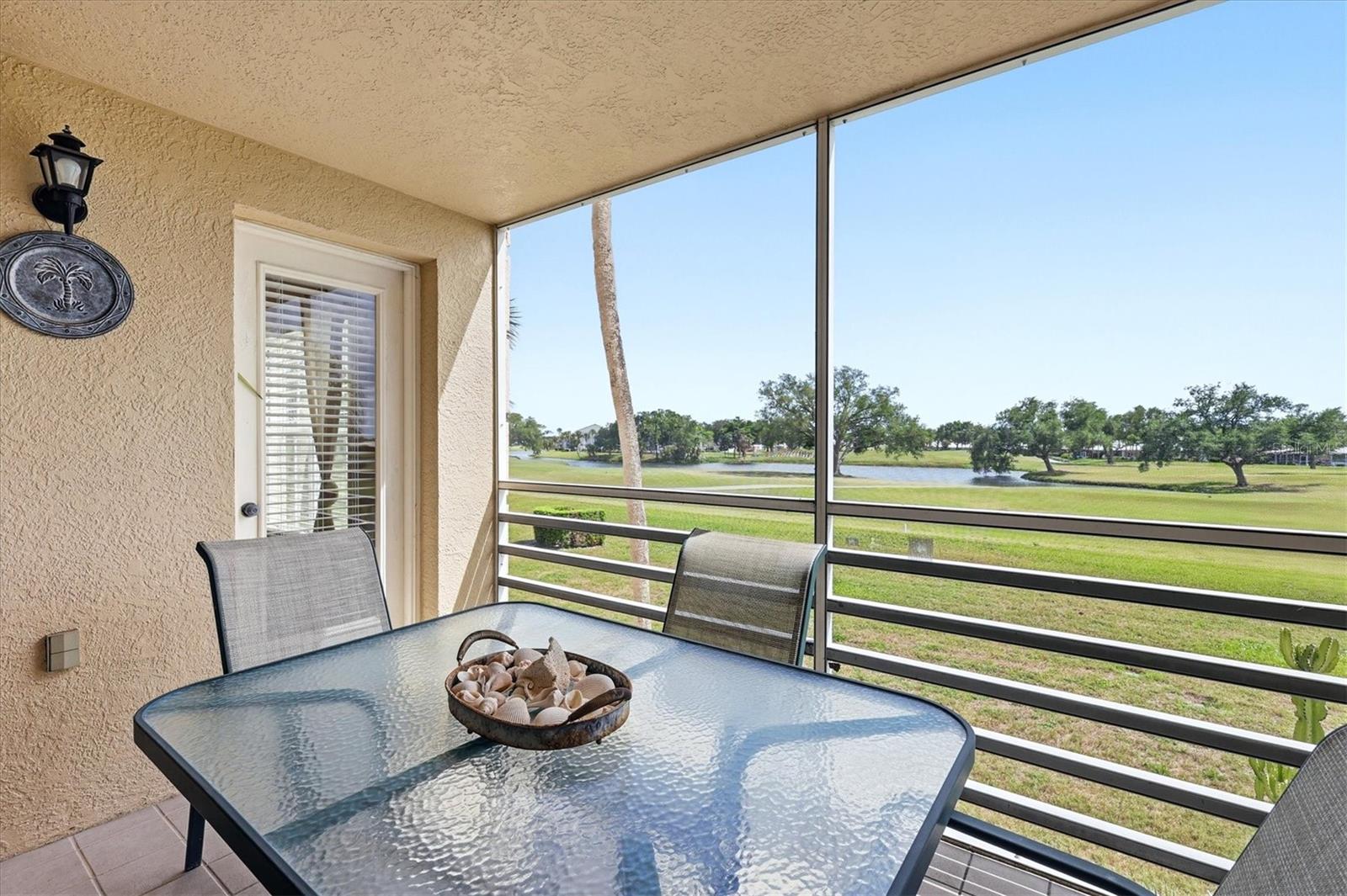 823 WEXFORD BOULEVARD 823