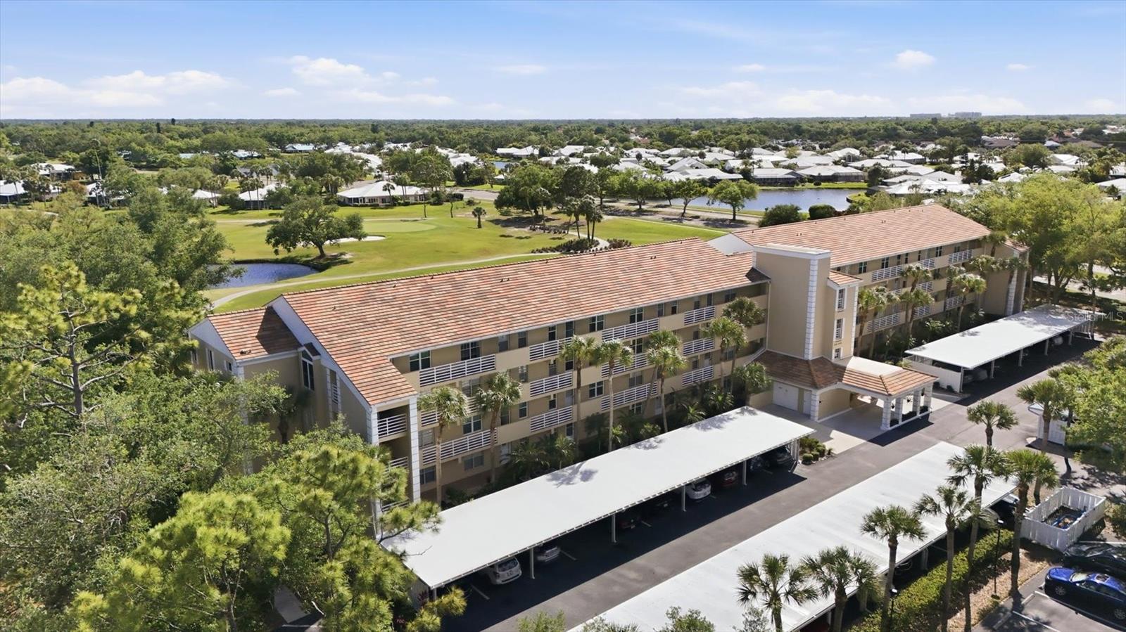 EIGHTH FAIRWAY - Residential