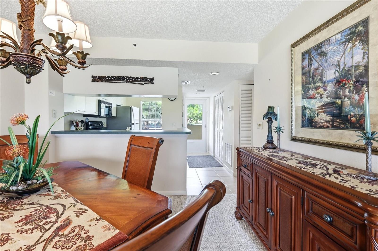 EIGHTH FAIRWAY - Residential