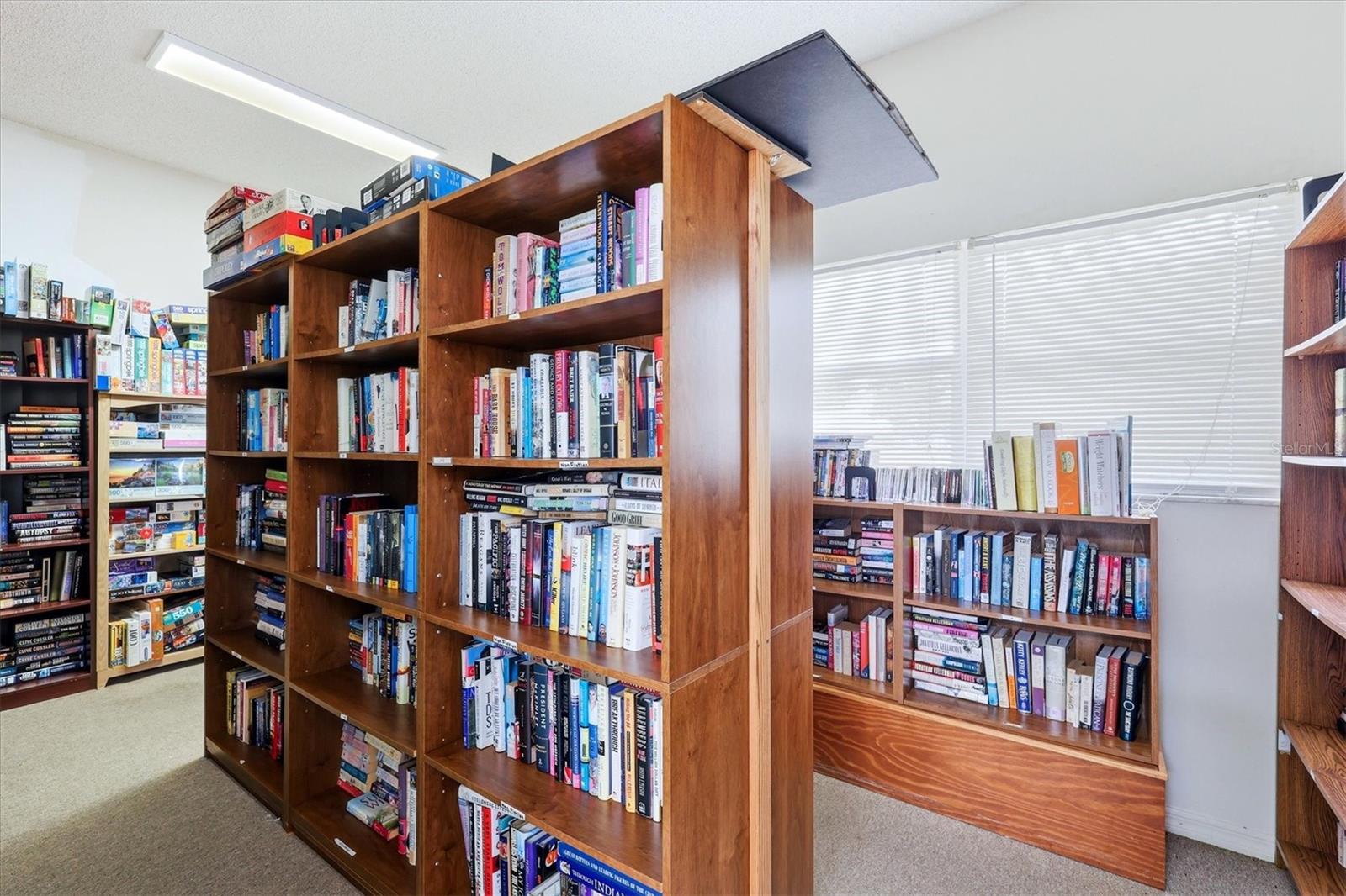 EIGHTH FAIRWAY - Residential