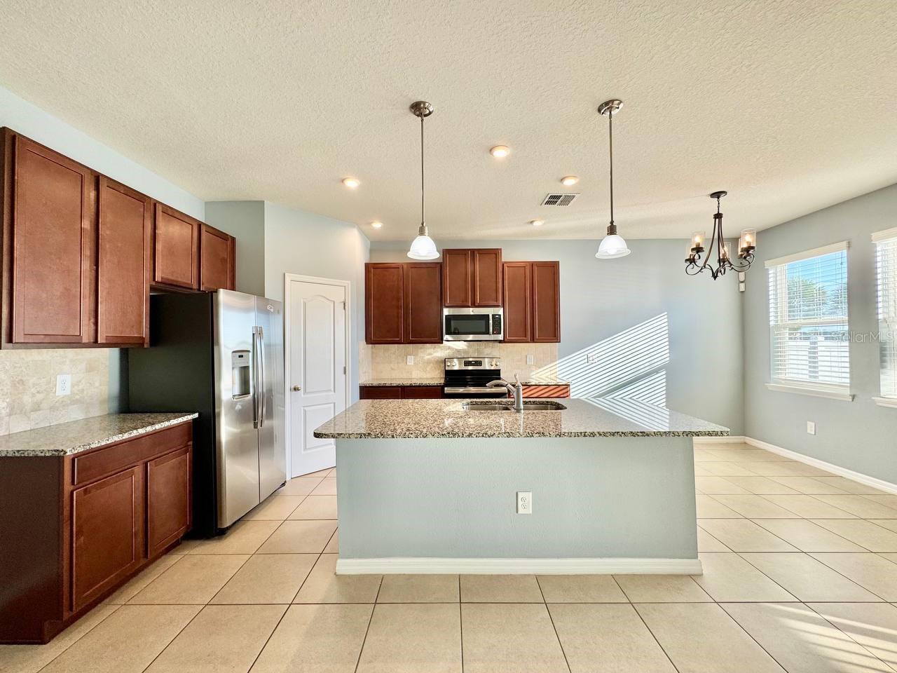 CARLTON LAKES PH 1A 1B-1 AN - Residential Lease