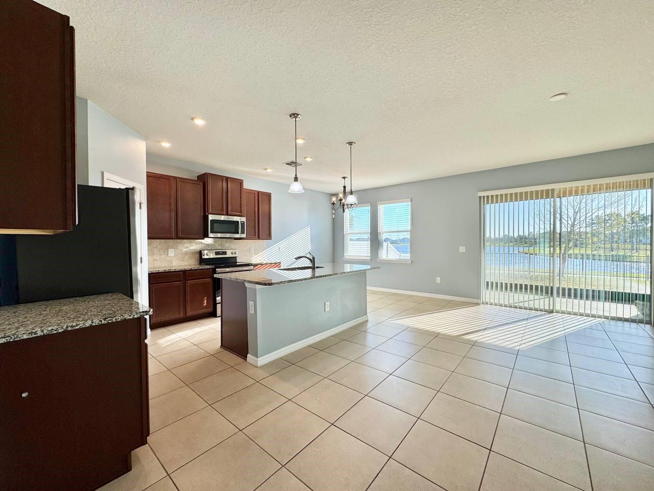 CARLTON LAKES PH 1A 1B-1 AN - Residential Lease