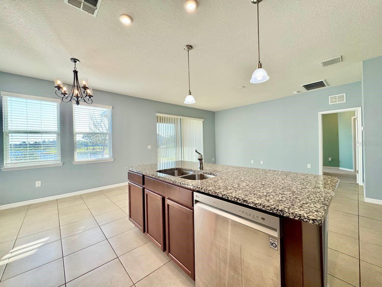 CARLTON LAKES PH 1A 1B-1 AN - Residential Lease