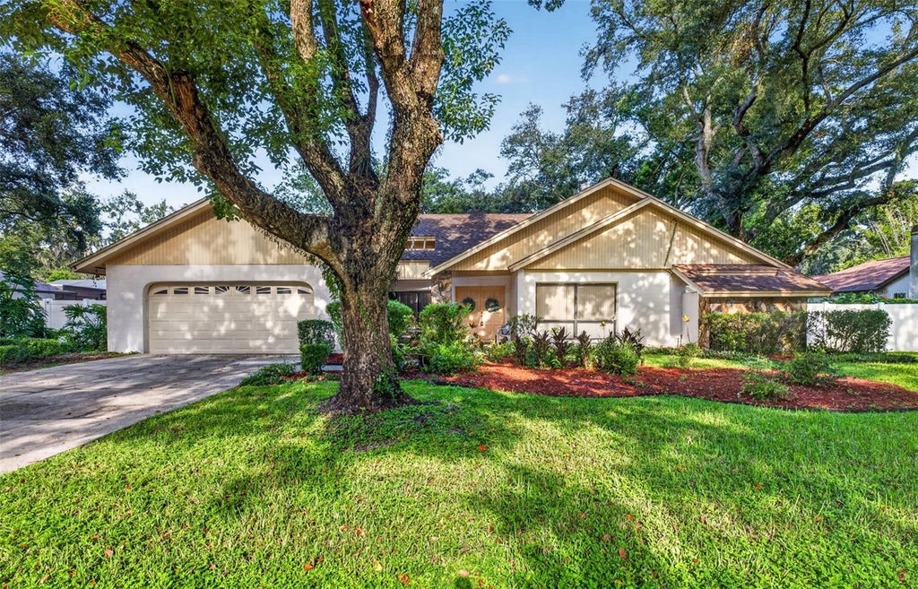 Photo of 10918 Gillette Avenue, Tampa, FL 33617 (MLS # TB8530796)