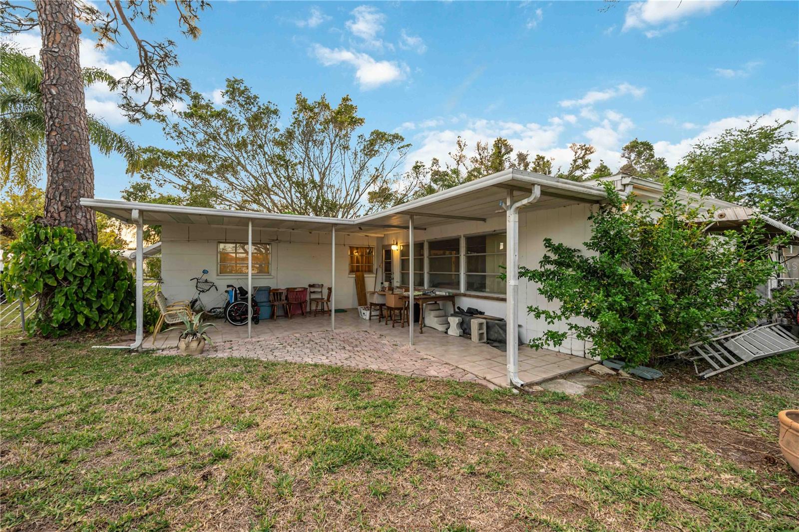 BEACH VILLAGE - Residential