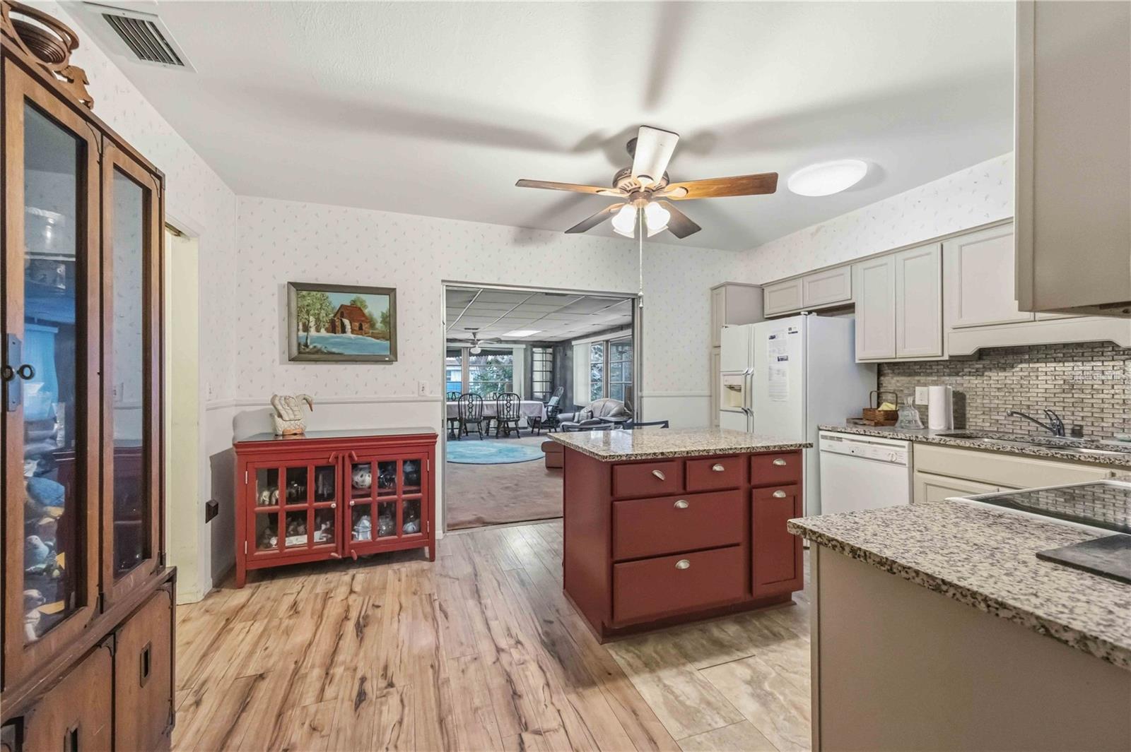 BEACH VILLAGE - Residential