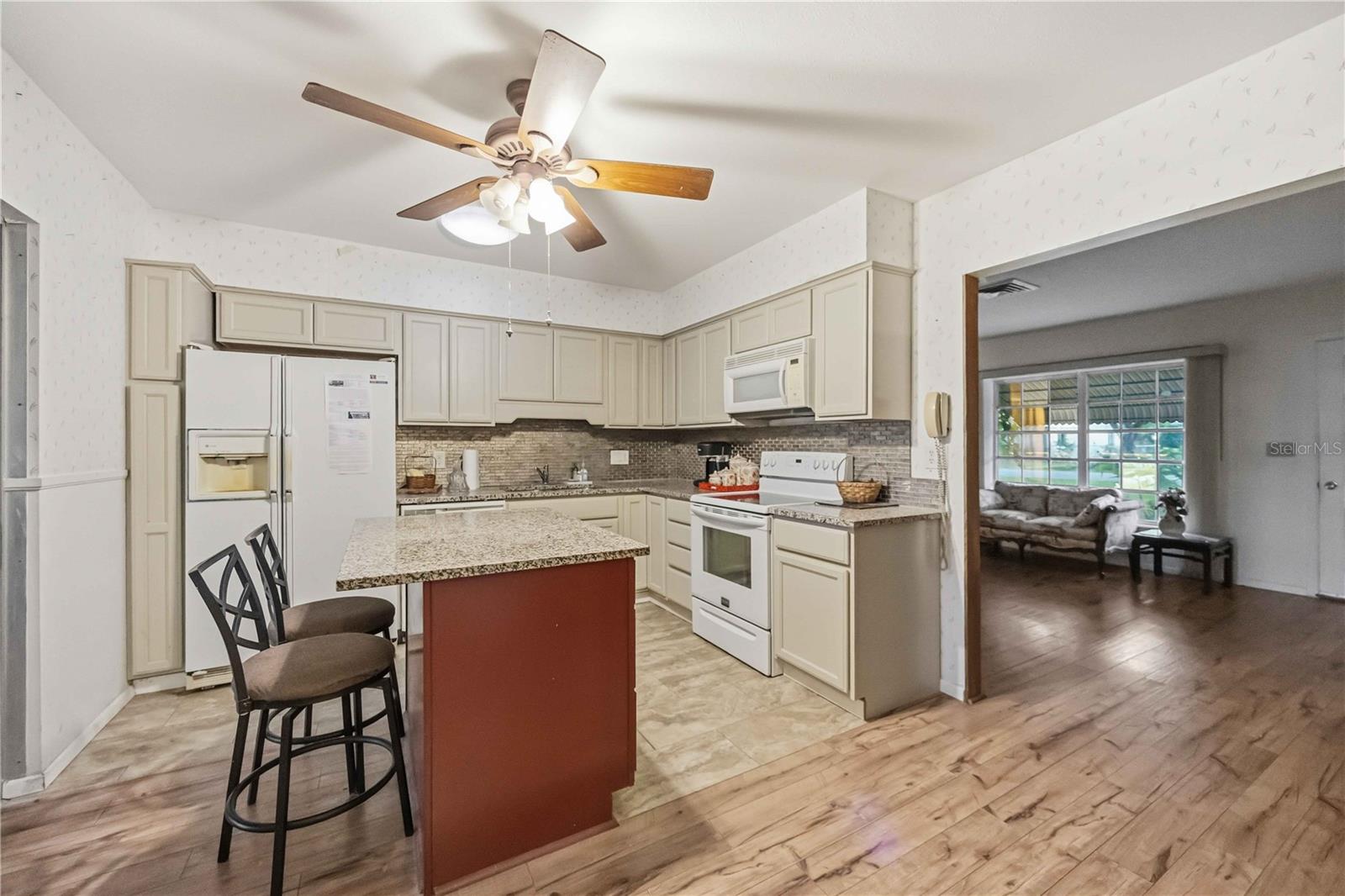 BEACH VILLAGE - Residential