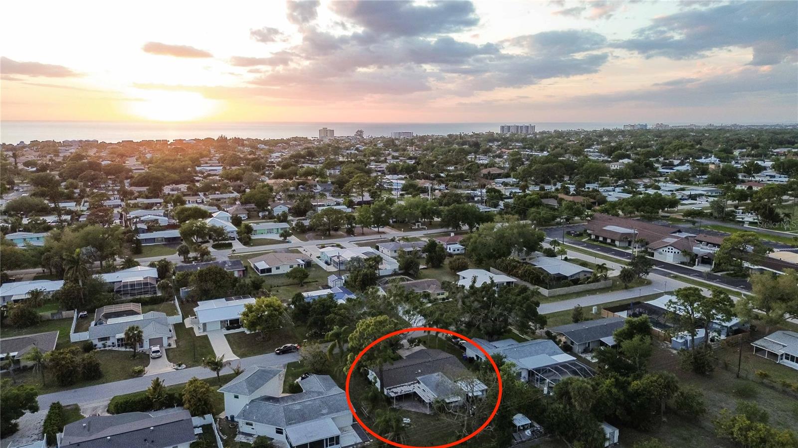 BEACH VILLAGE - Residential