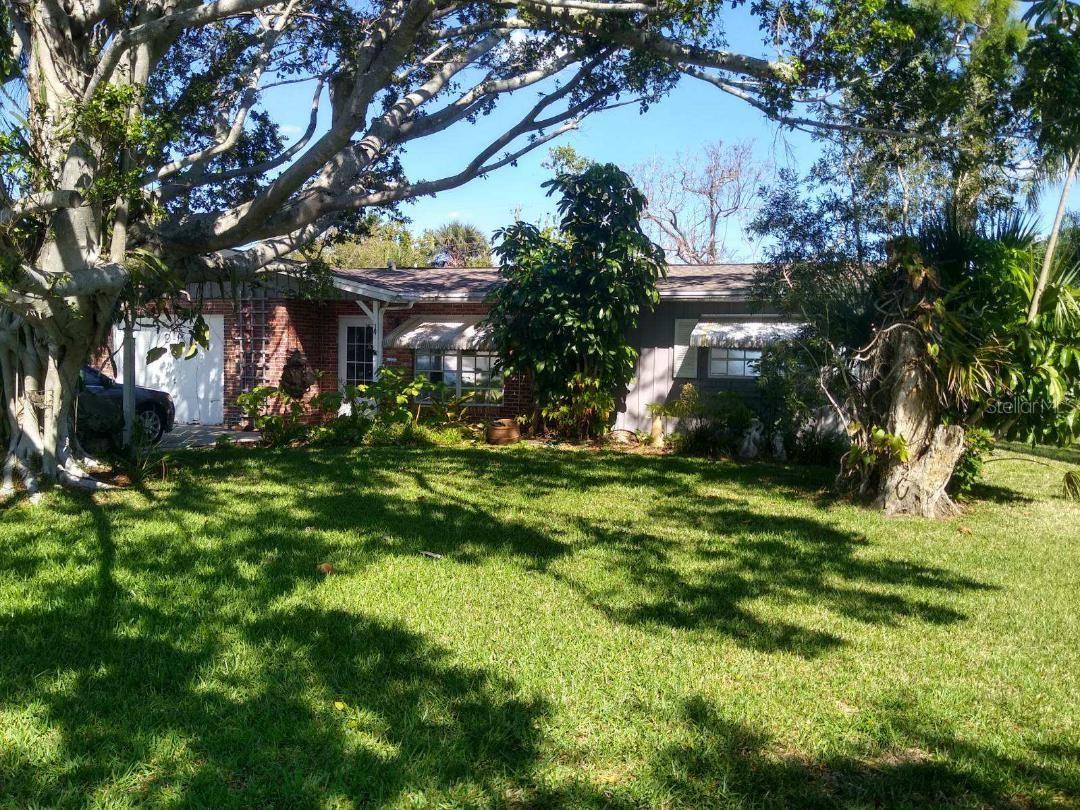 BEACH VILLAGE - Residential