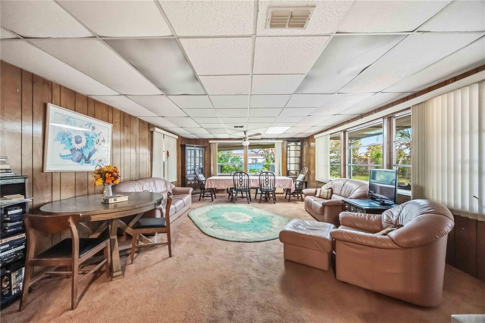 BEACH VILLAGE - Residential