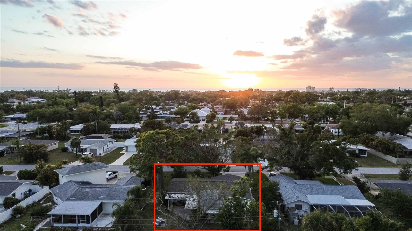 BEACH VILLAGE - Residential