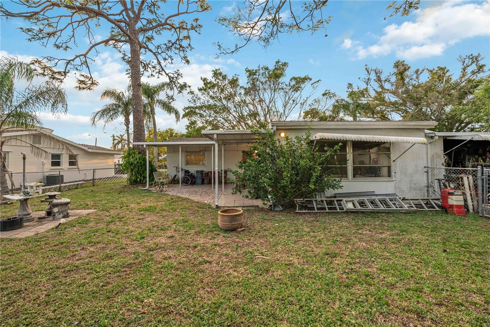 BEACH VILLAGE - Residential