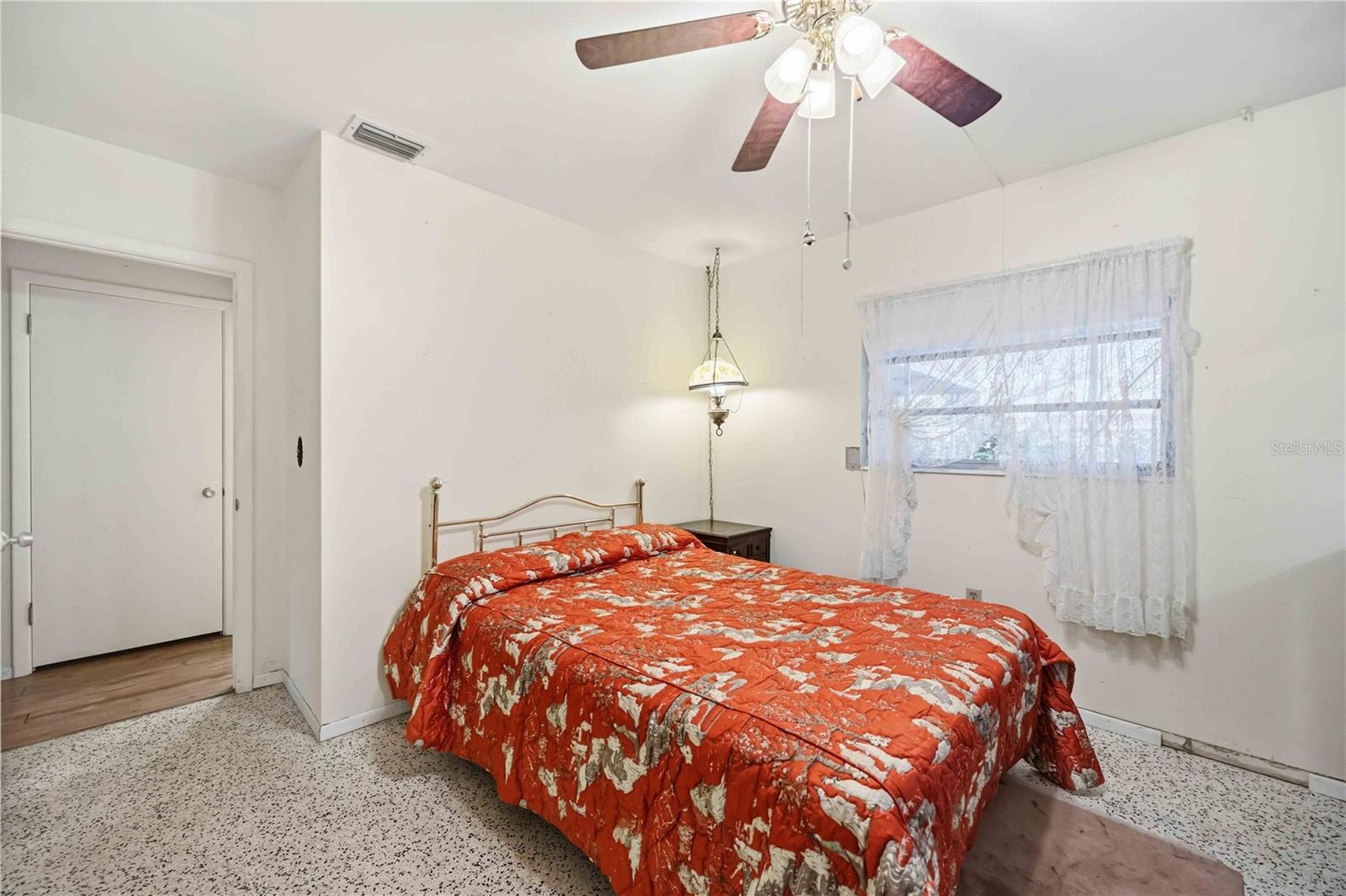 BEACH VILLAGE - Residential