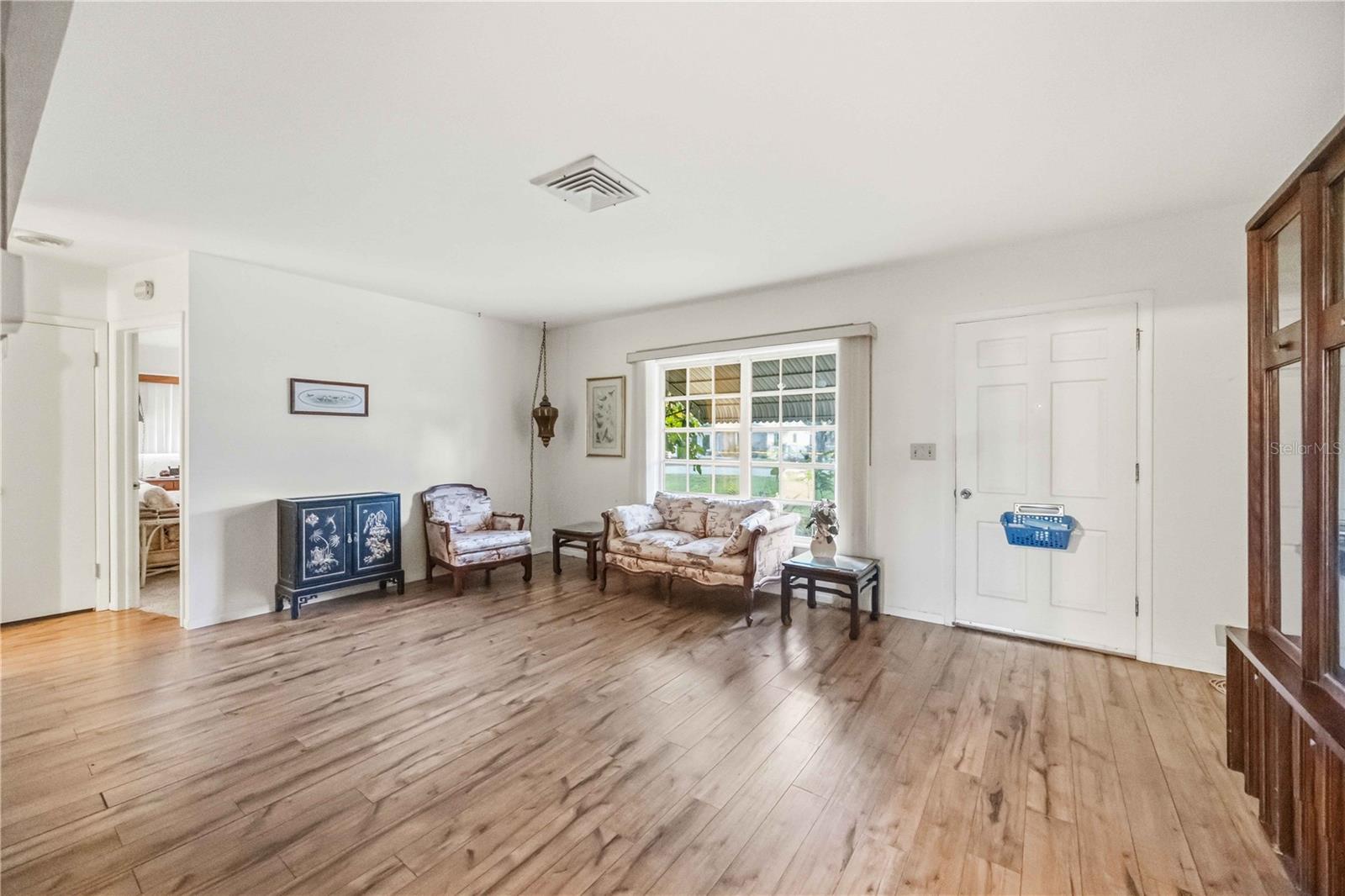 BEACH VILLAGE - Residential