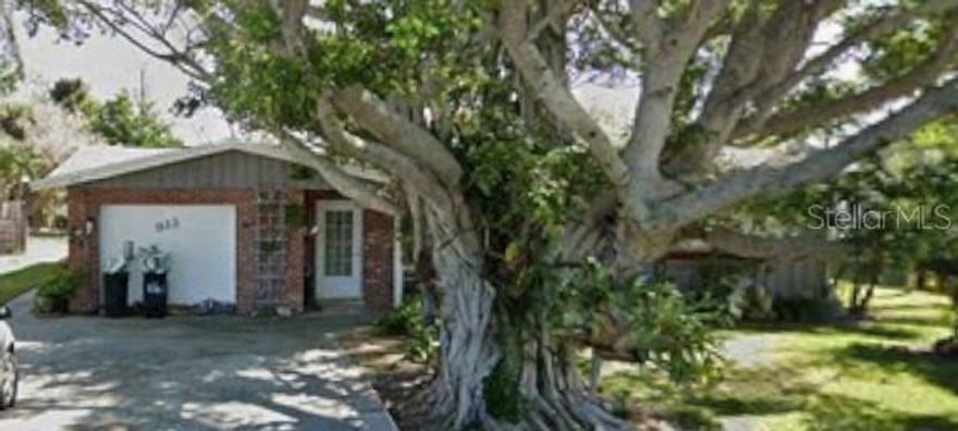 Auction Property. Auction Property. Online Auction May 1 ~ May 7  Register at our website, Auction to be held for a living estate.  There are no liens or encumbrances and will have title insurance with a standard closing with 45 days to close.  This Unique Home on Venice Island will be sold at Auction Online, ANY price in this listing or advertisement is for reference only THE SELLING PRICE WILL BE DETERMINED AT AUCTION. All offers will be made in the online Auction. As always, Realtors are protected. 

This property has a large backyard providing plenty of room for a future pool, outdoor kitchen, or custom entertainment area. Located within walking distance to Venice Island’s charming restaurants, shops, Publix, and Venice’s Beaches, this home offers the perfect blend of convenience and coastal living. Enjoy the Historic Downtown Venice and the Venice Performing Arts Center.  This home sustained no damage in any recent storms and is located outside the flood zone — (flood zone X).

 This auction will be held online from May 1 ~ May 7  and the closing will be within 45 days with First International Title.