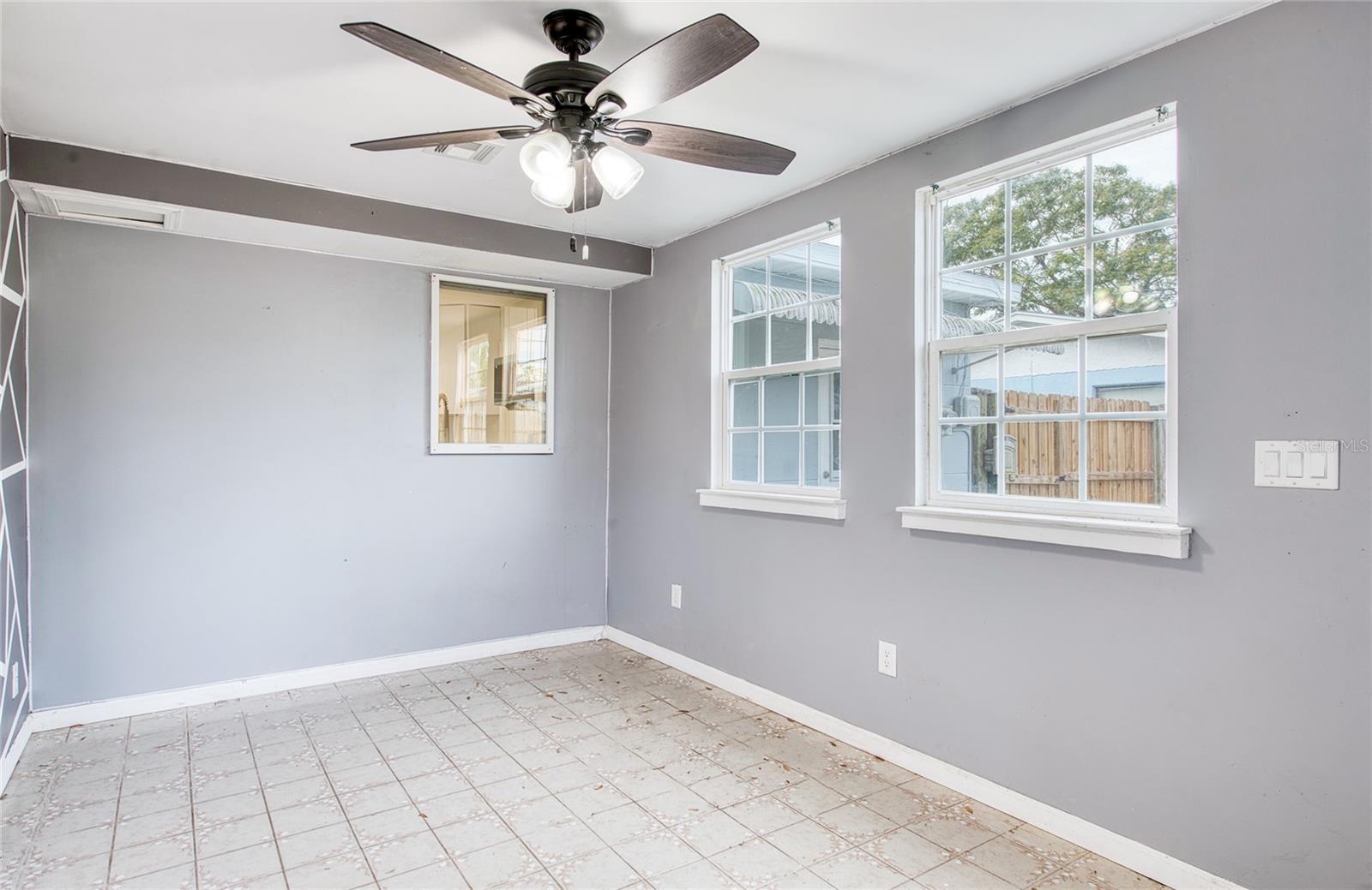 FAIRVIEW ESTATES - Residential