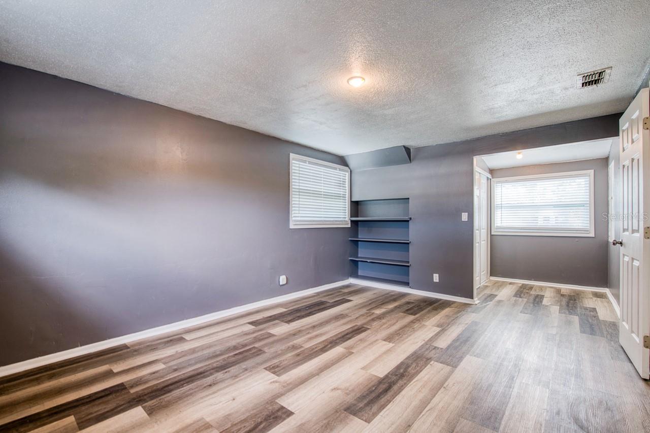 FAIRVIEW ESTATES - Residential