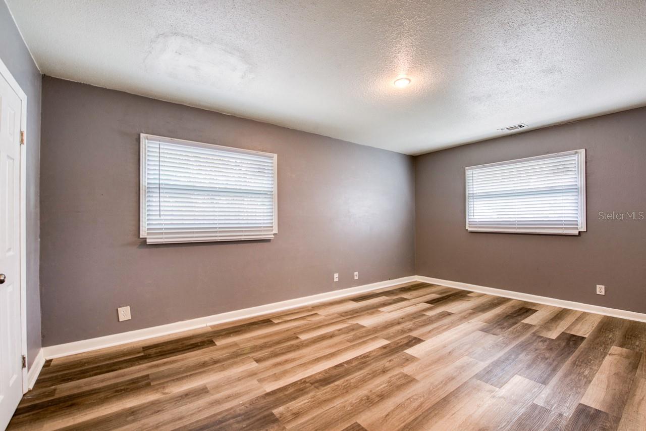 FAIRVIEW ESTATES - Residential