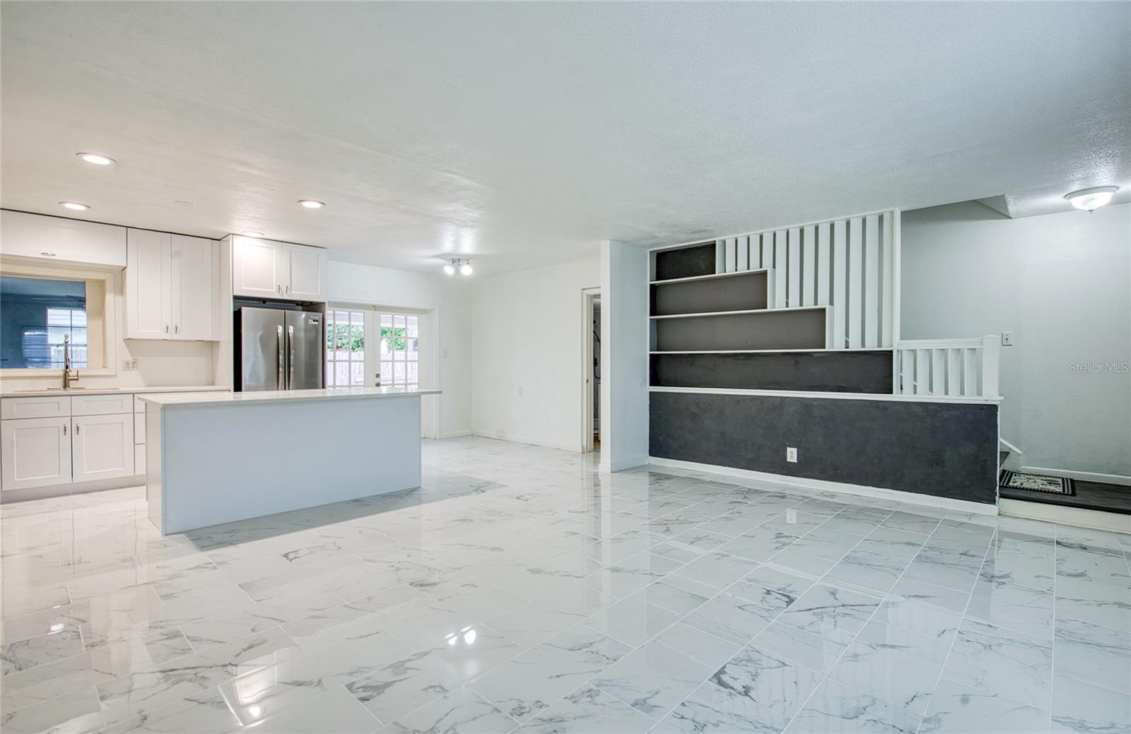 FAIRVIEW ESTATES - Residential