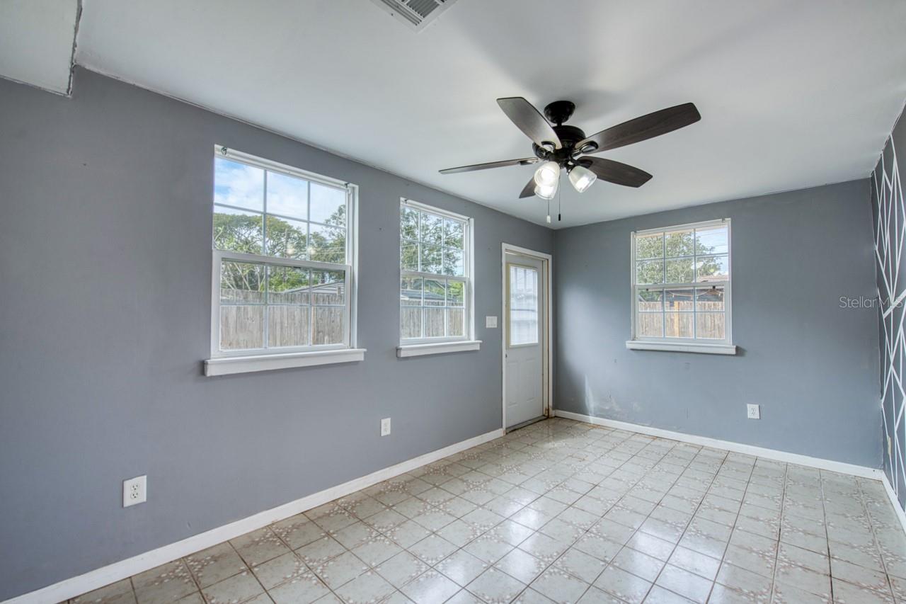 FAIRVIEW ESTATES - Residential