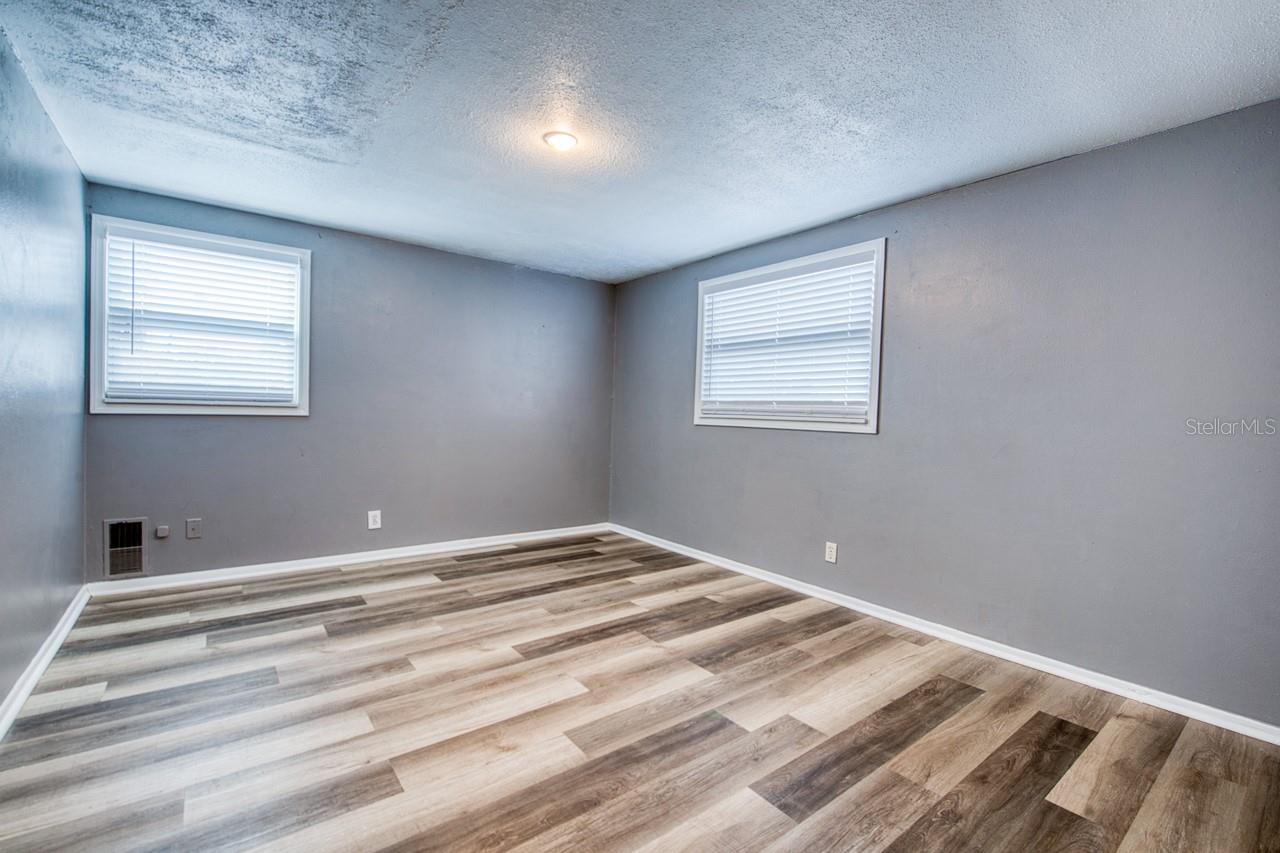 FAIRVIEW ESTATES - Residential