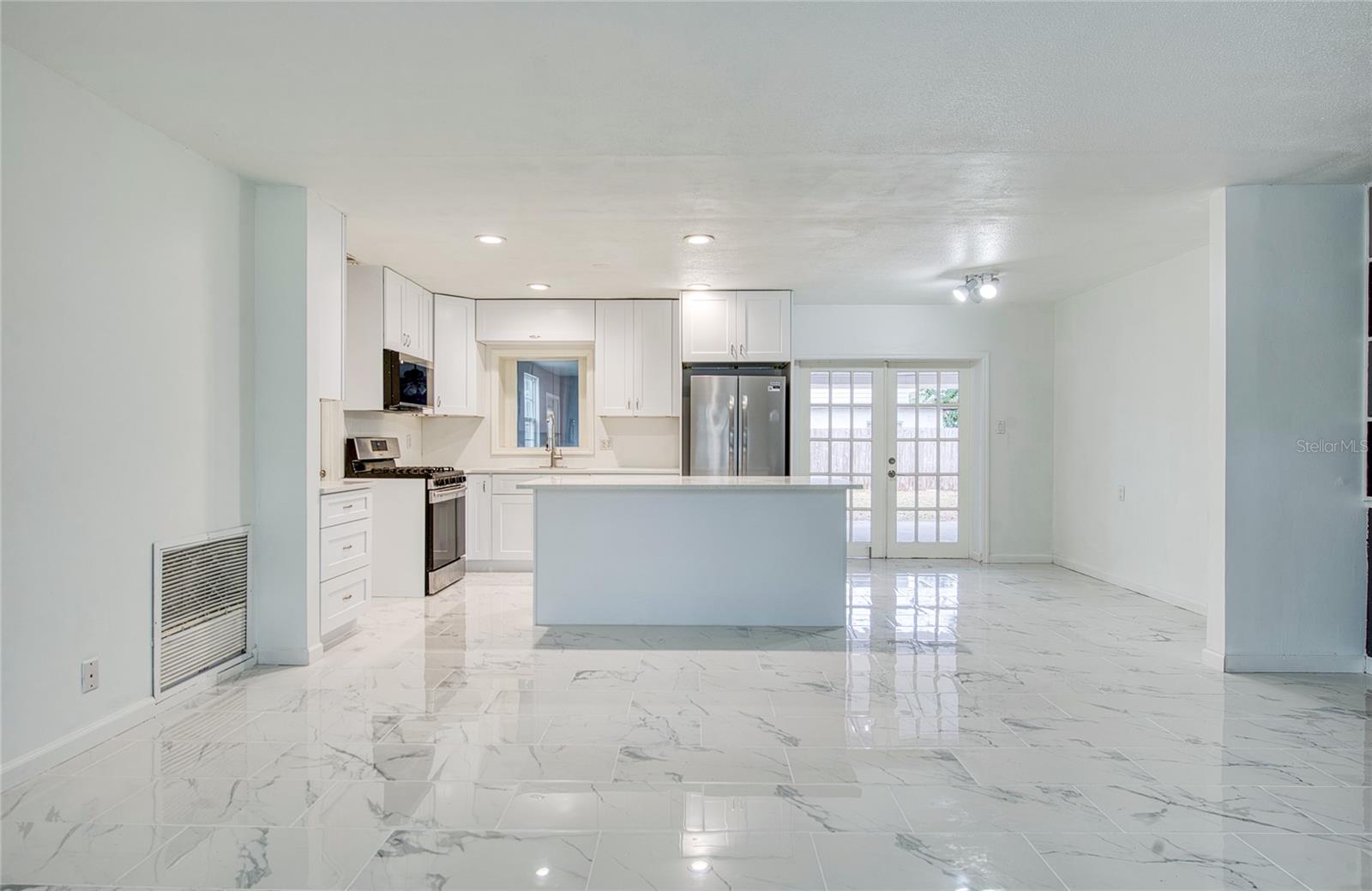 FAIRVIEW ESTATES - Residential