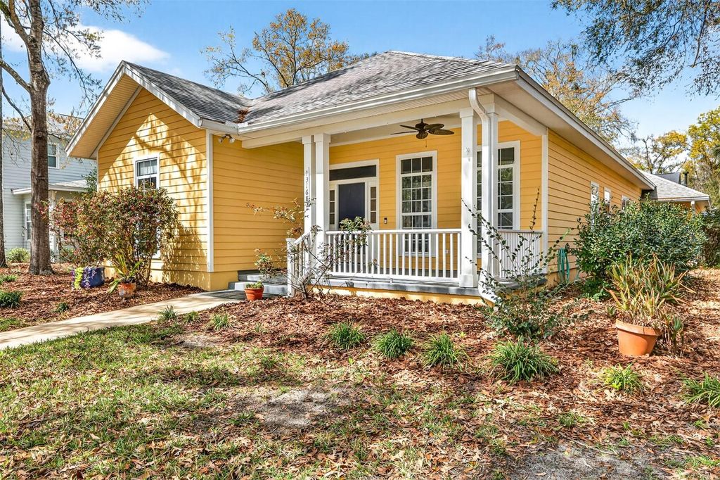 Photo of 13168 SW 3rd Lane, Newberry, FL 32669 (MLS # GC537864)