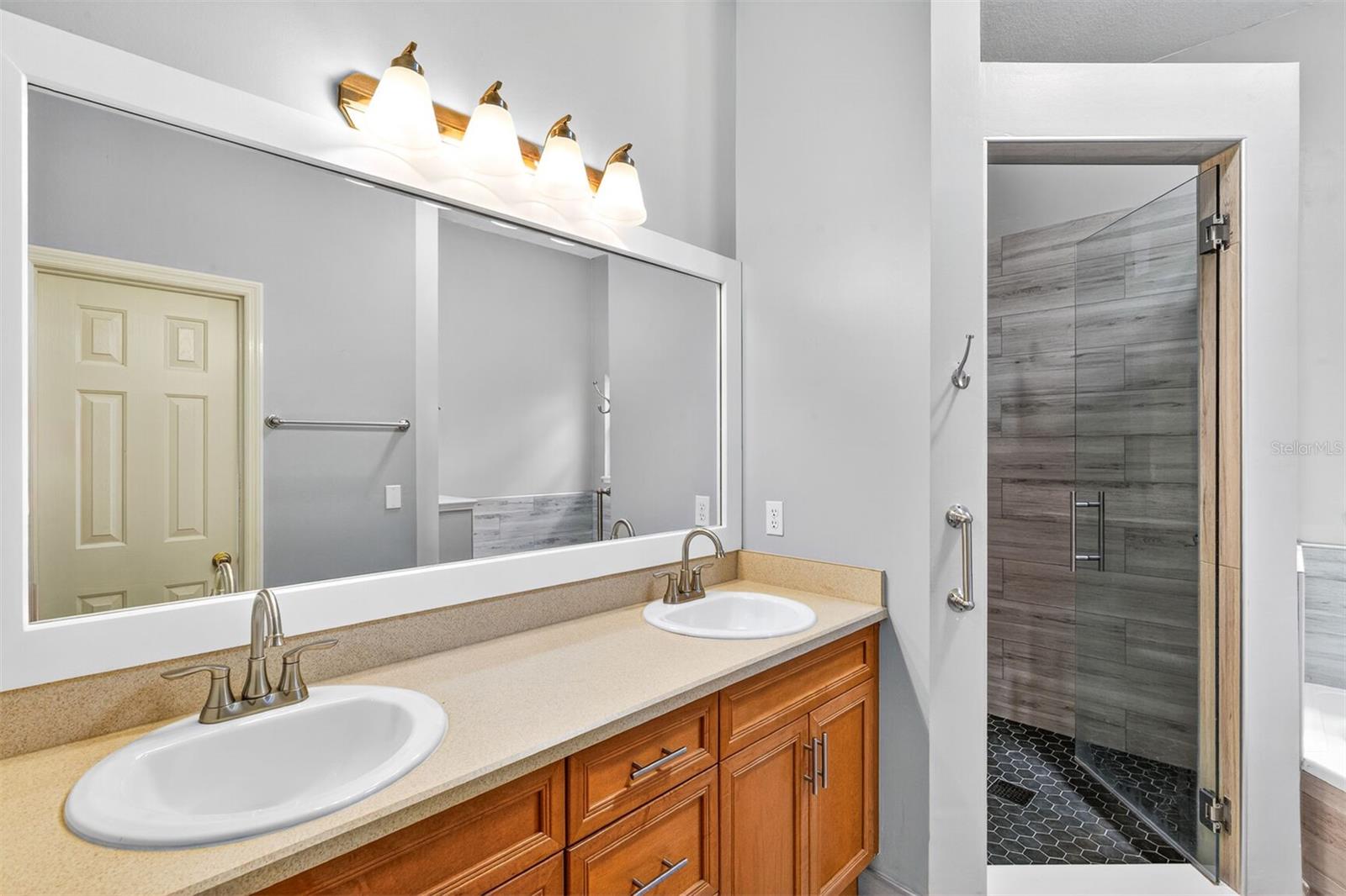 TOWN OF TIOGA PH 6 - Residential