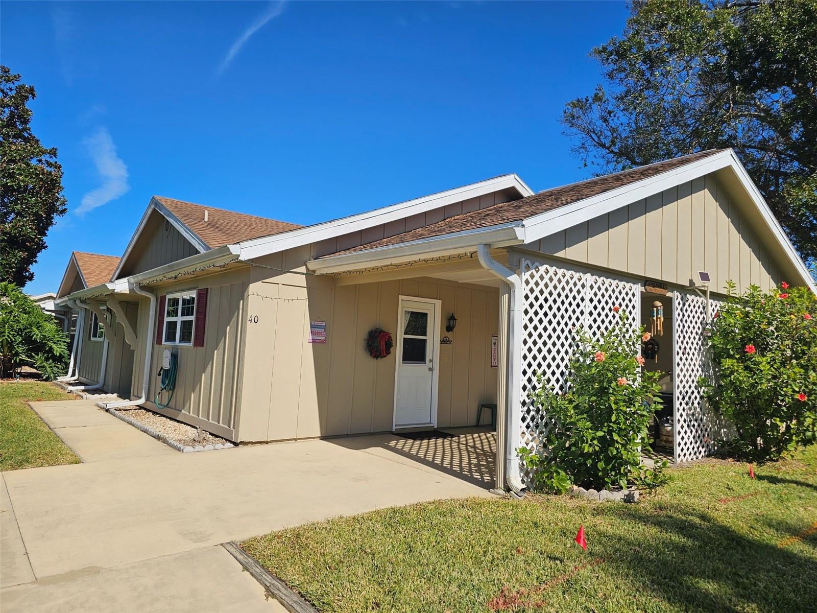 40 SANDRA CIRCLE