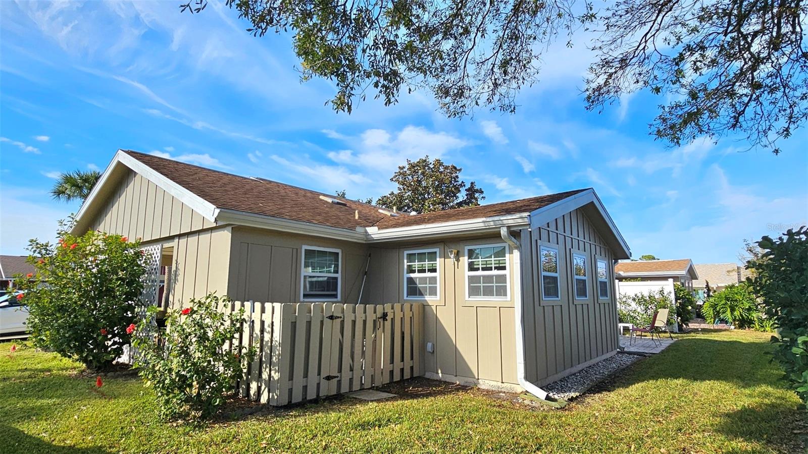 40 SANDRA CIRCLE