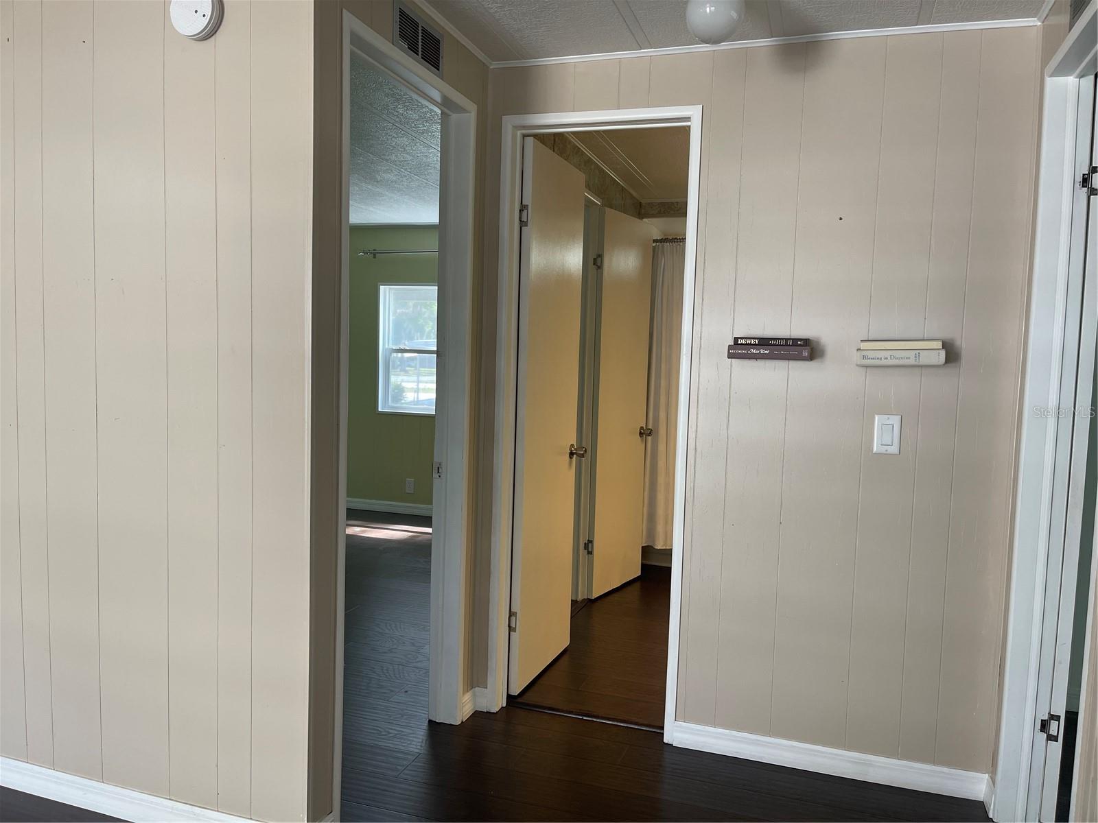 CONTINENTAL COUNTRY CLUB - Residential