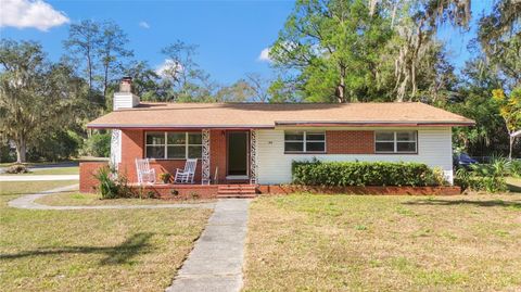 Photo of 2236 SE 8th Avenue, Ocala, FL 34471 (MLS # OM716274)