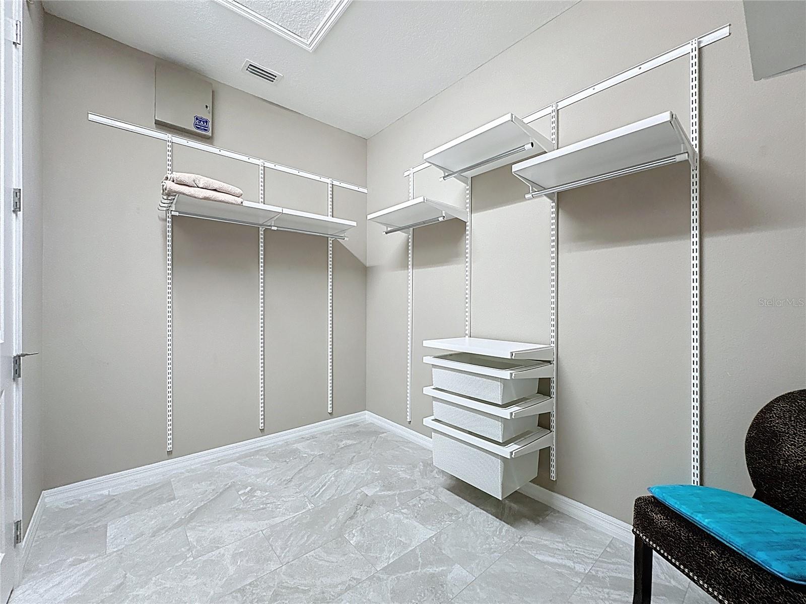 CASCADES/GROVELAND PH 4-1 - Residential