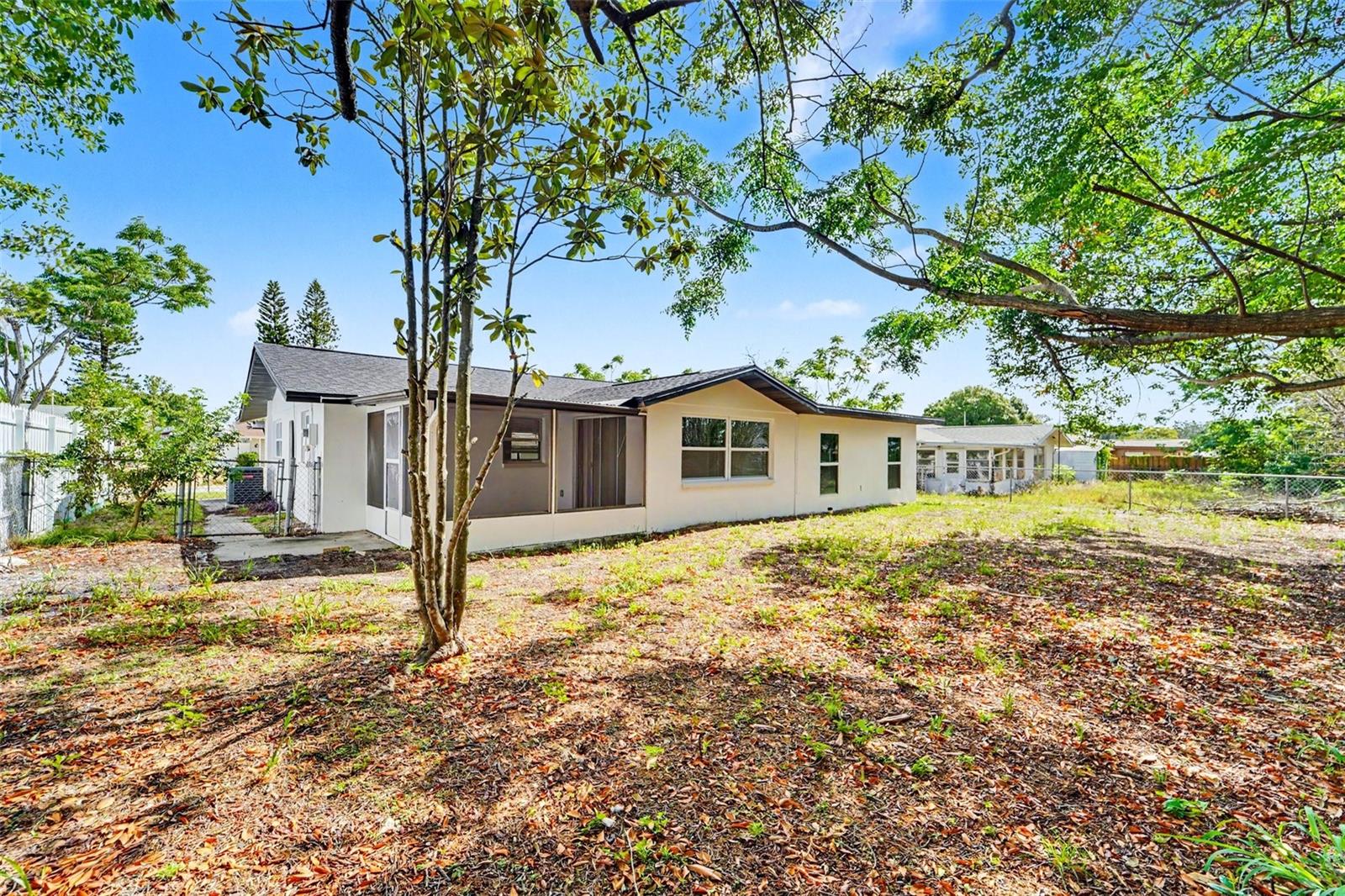 JASMINE LAKES - Residential