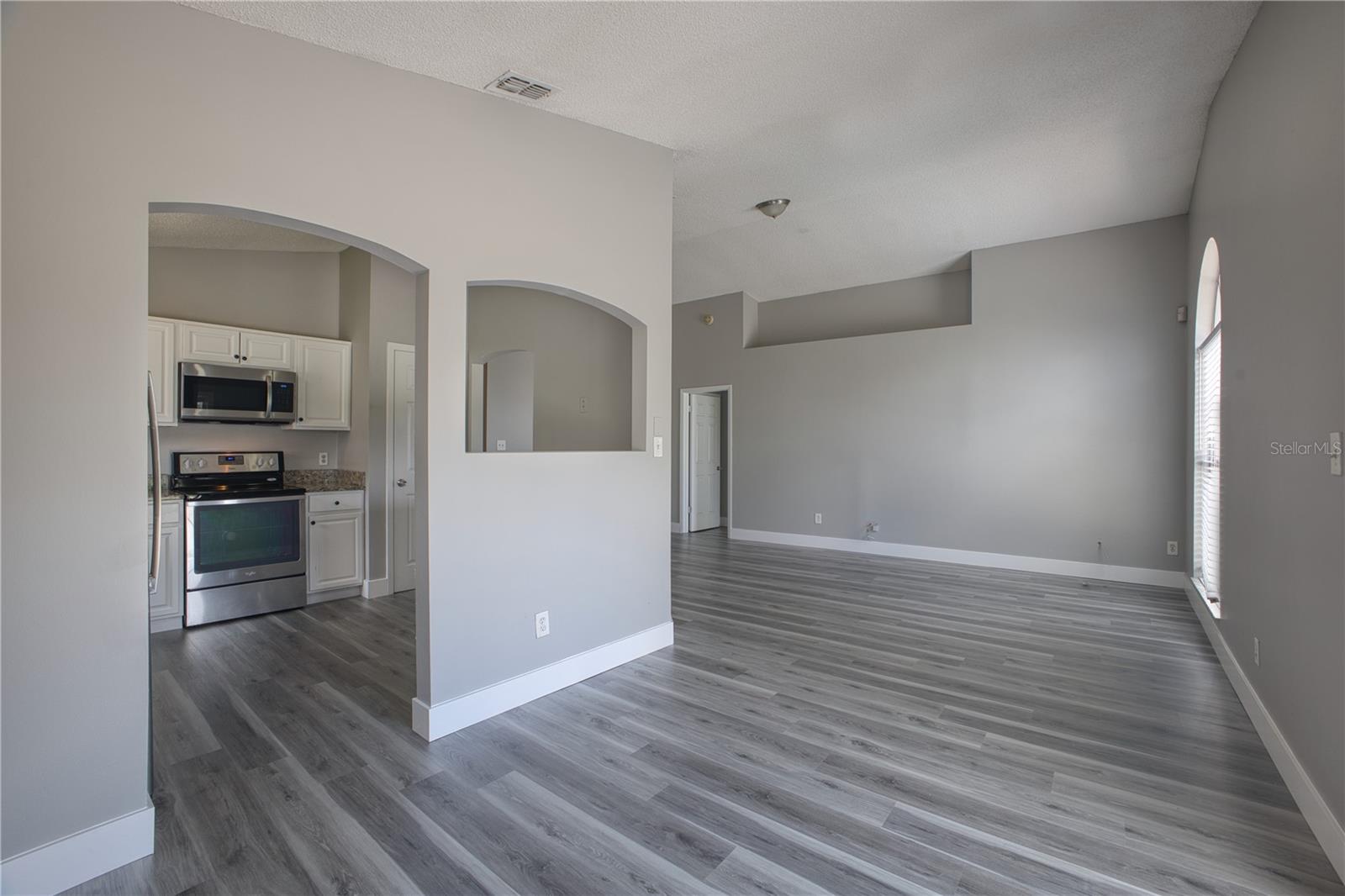 GINGER MILL PH 03 - Residential Lease