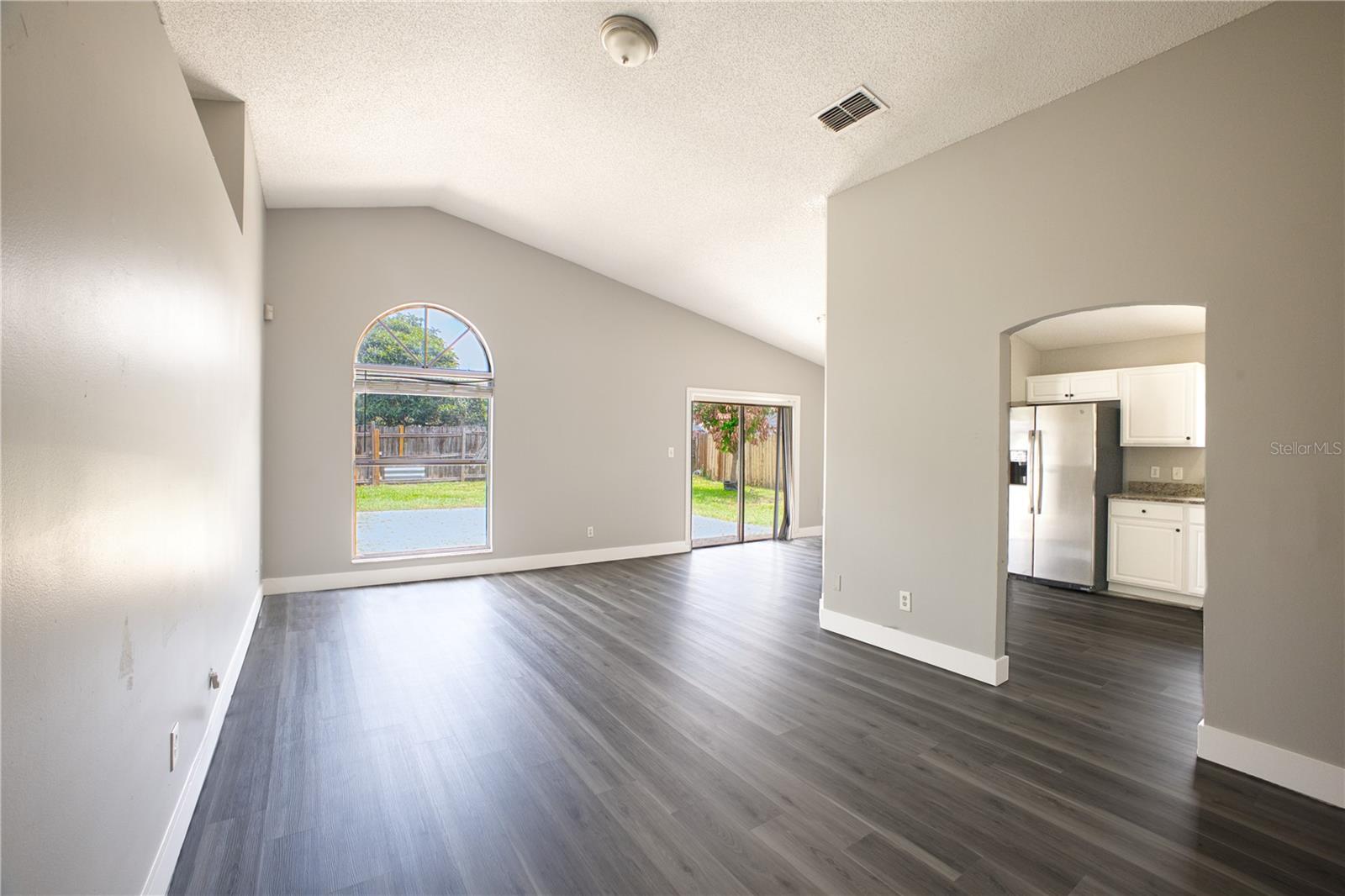 GINGER MILL PH 03 - Residential Lease