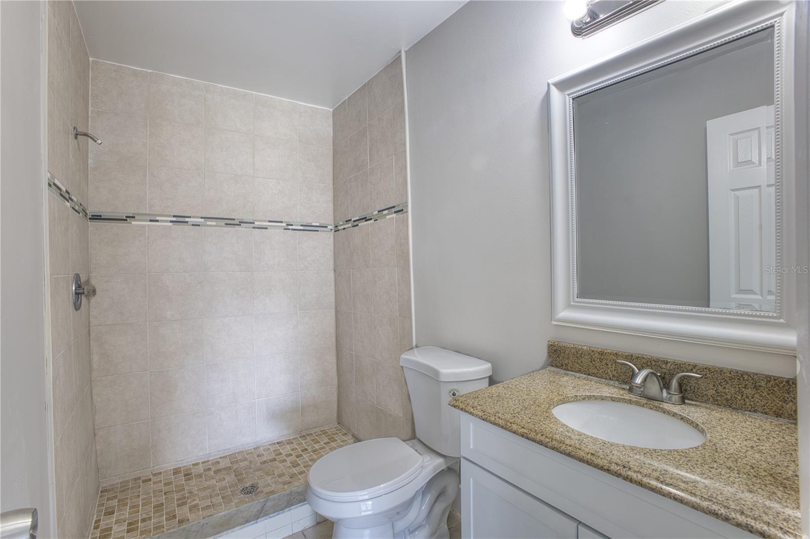 GINGER MILL PH 03 - Residential Lease