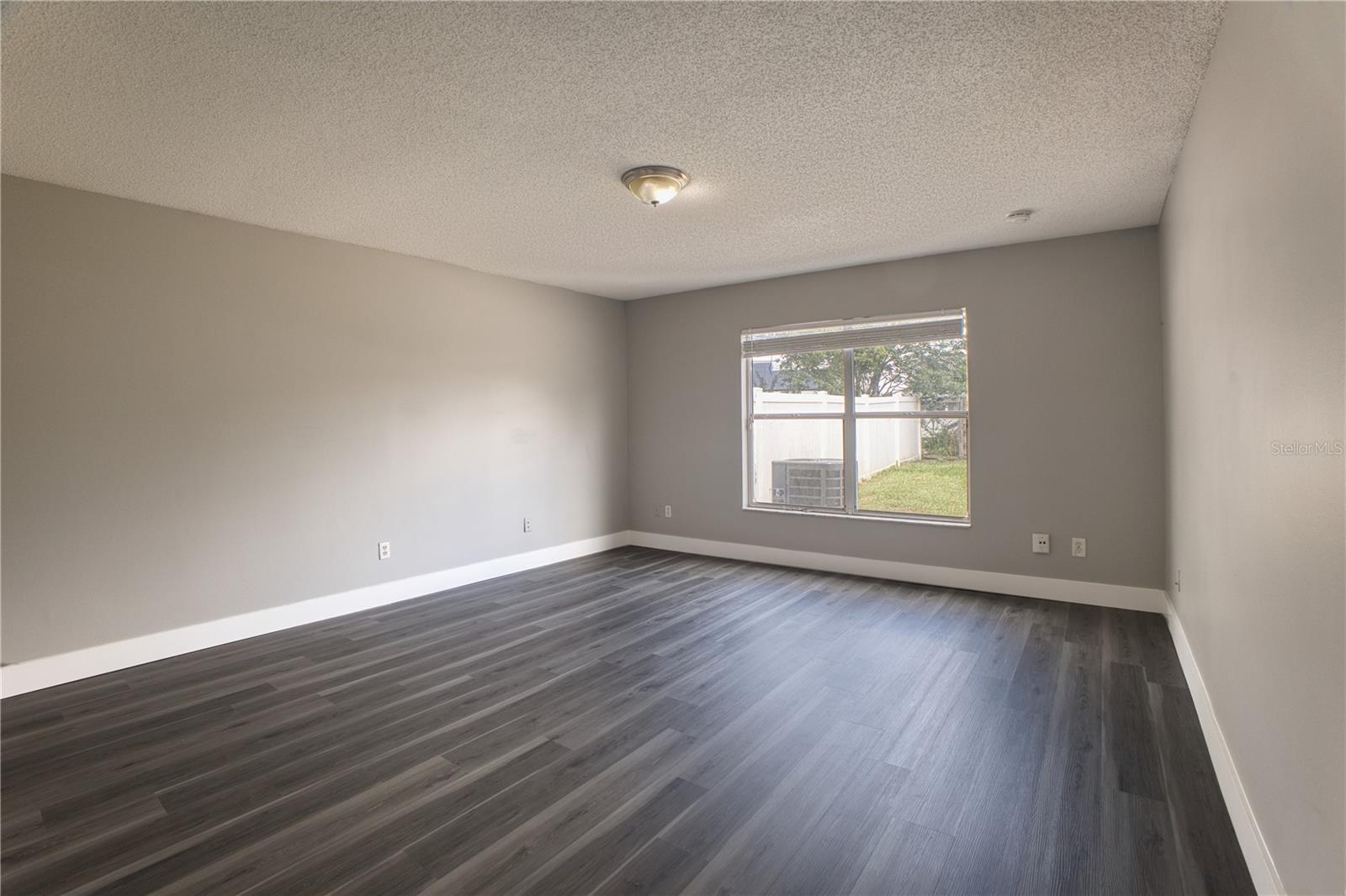 GINGER MILL PH 03 - Residential Lease