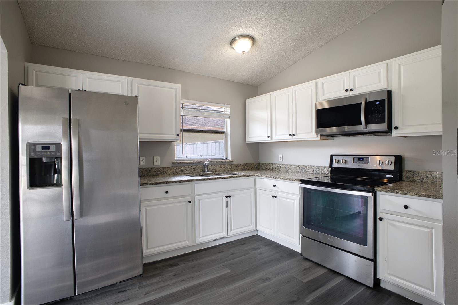 GINGER MILL PH 03 - Residential Lease