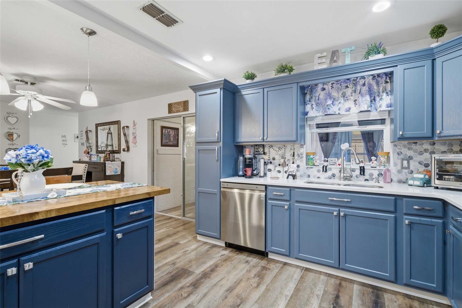 BEVERLY HILLS UNIT 06 SEC 02 - Residential