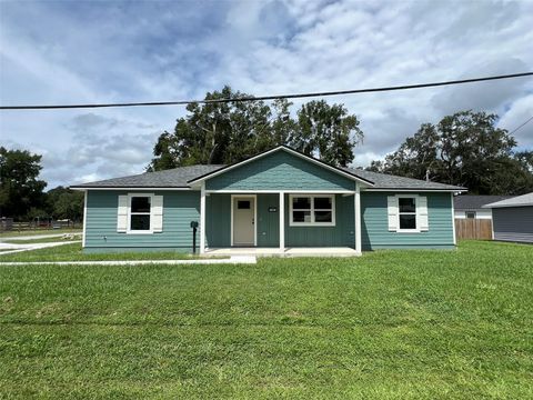 Photo of 18210 Douglass Street, High Springs, FL 32643 (MLS # GC531413)