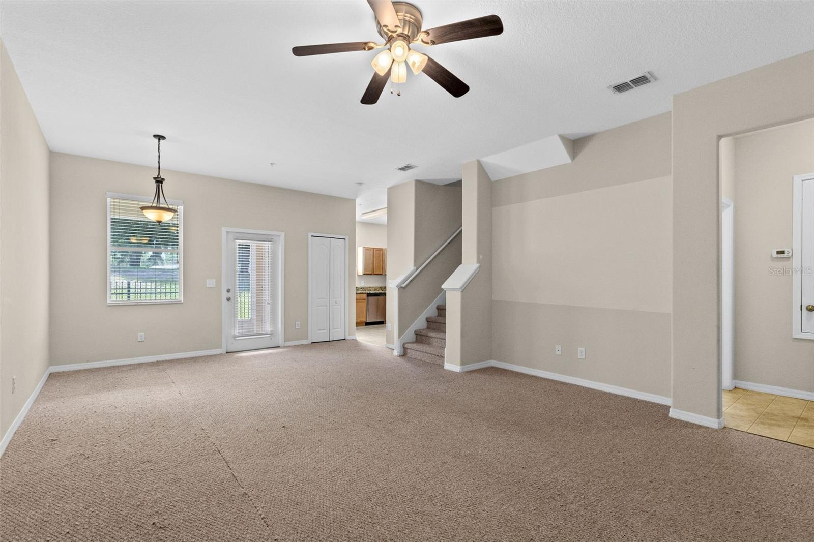 1327 PRIORY CIRCLE 1327