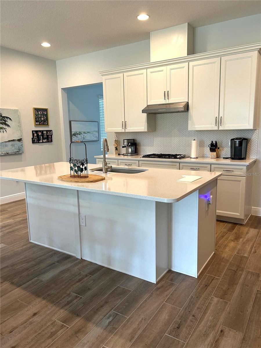 2042 KEY BAY TRAIL