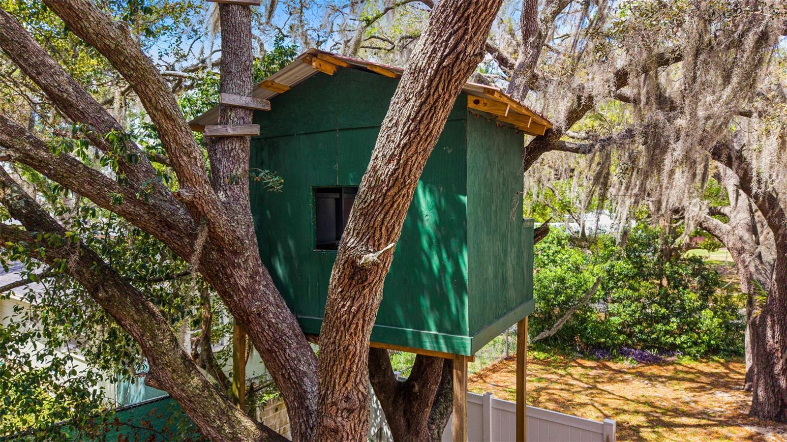 13 E MAGNOLIA STREET