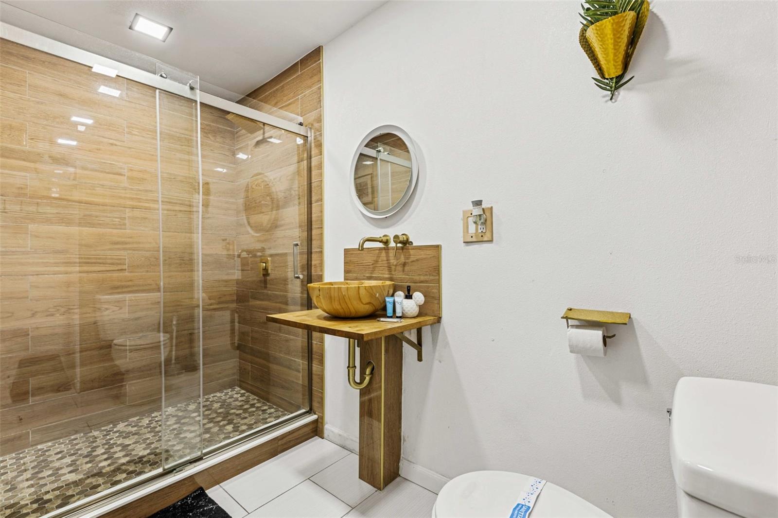 DAVENPORT - Residential