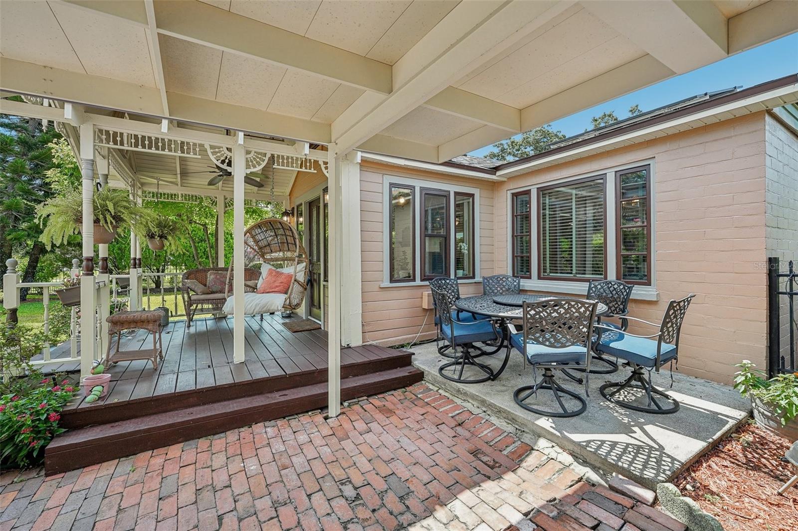 UNIVERSITY HEIGHTS - Residential Income