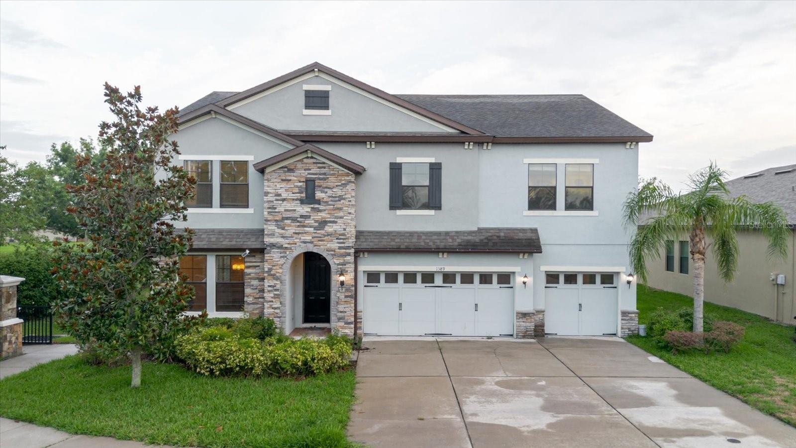 LANDINGS AT HERITAGE ON WATER - Residential