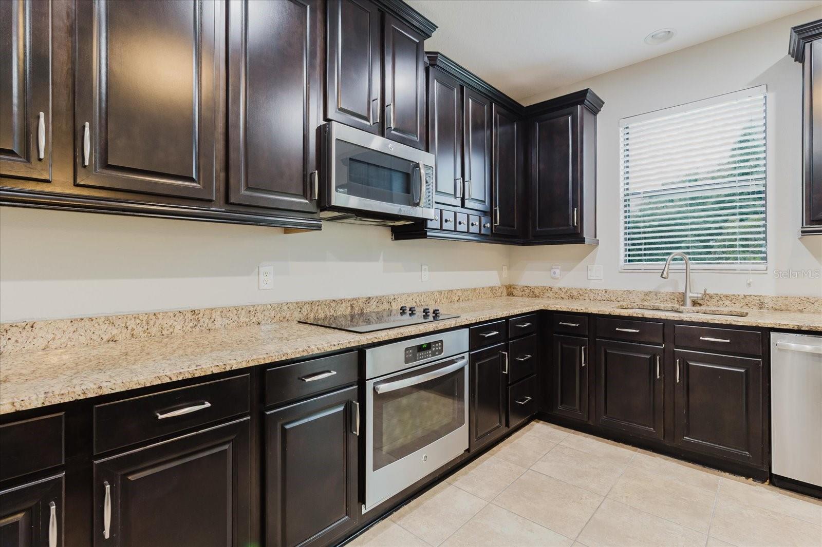 LANDINGS AT HERITAGE ON WATER - Residential