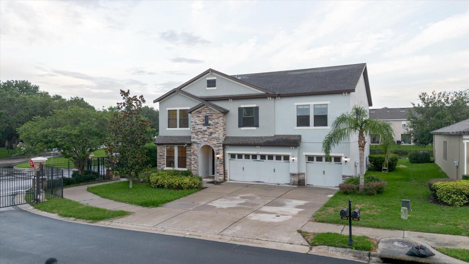 LANDINGS AT HERITAGE ON WATER - Residential