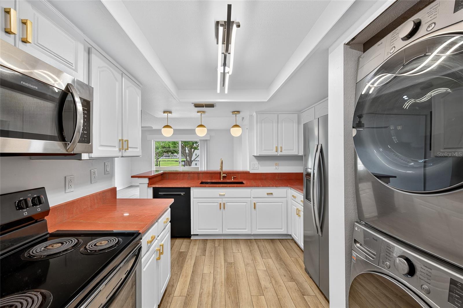 INVERNESS CONDO - Residential Lease